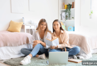 10 Ways to Make Your Dorm Feel Like Home
