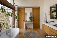 The Art of Warmth: Integrating Underfloor Heating for Luxurious and Functional Bathrooms