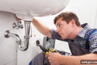 Unclogging Drains The Plumber’s Way