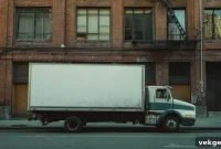 Moving Day Showdown: Professional Movers vs. DIY Truck Rental