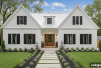 Chantilly Lace (OC-65) Exterior Paint Review