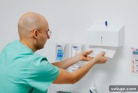 Effortless Move-Out: 7 Essential Cleaning Tips for a Peaceful Exit