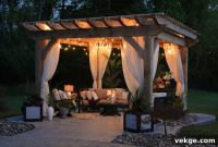 Brilliant Lighting for Cozy Outdoor Nooks