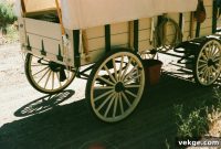 Unpacking Double-Decker Wagon Value: 5 Key Price Influencers