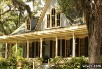 Coastal Luxury: Bay Harbor Islands & Miami-Dade Properties