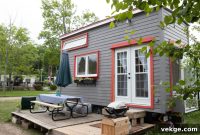 Tiny Living Decoded: Perks and Pitfalls