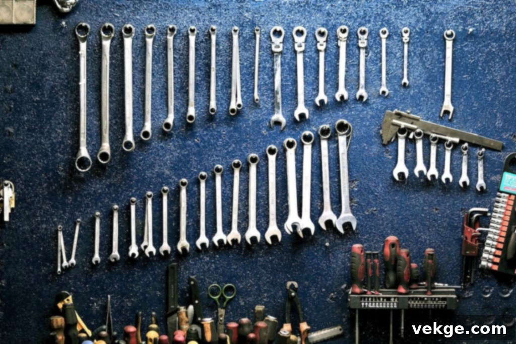 21 Essential Hand Tools Every Builder Needs