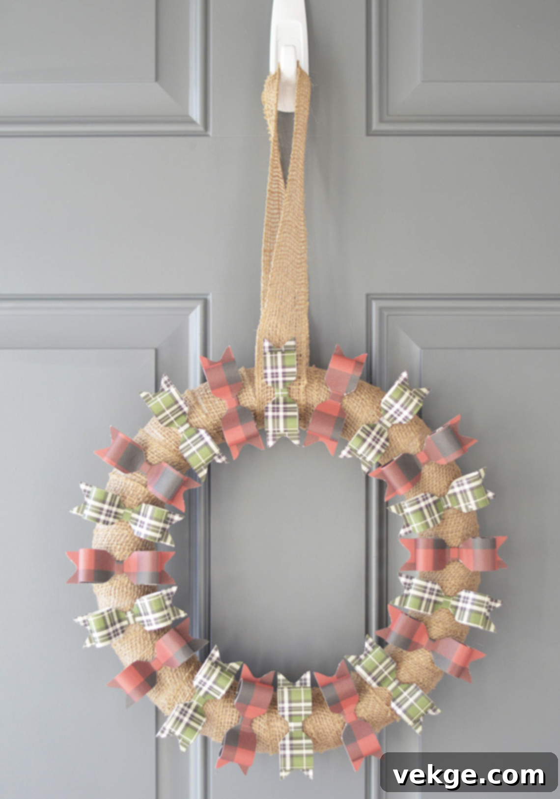 Paper_Bow_Christmas_Wreath