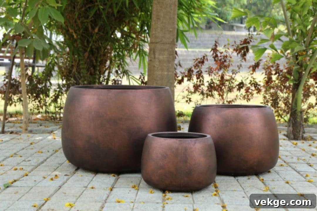 Metal Planters with Industrial Design for Urban Spaces