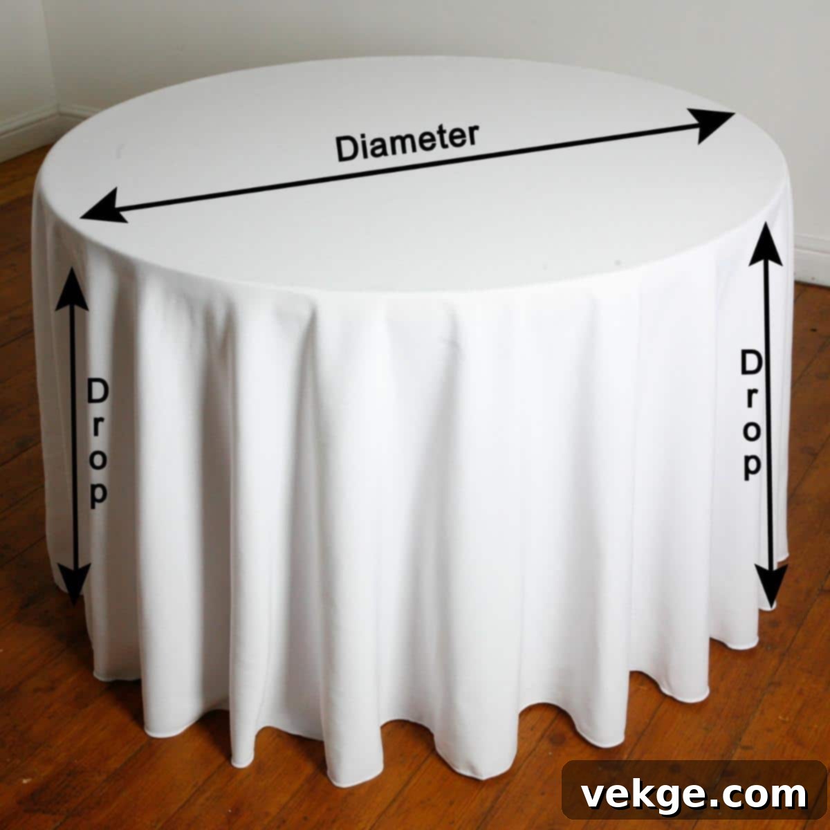 Measuring Tablecloth for Round Tables