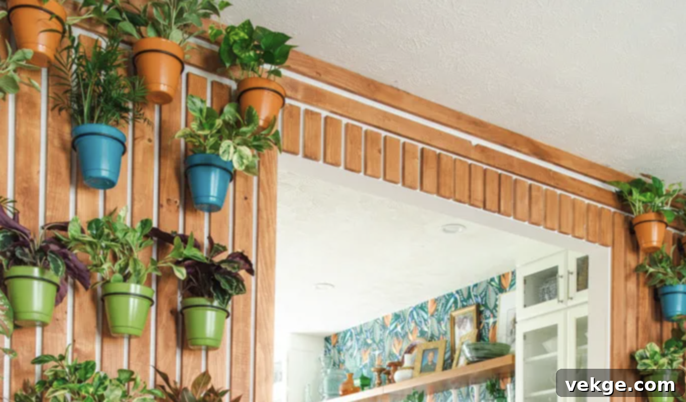 Wood_Slat_Plant_Wall