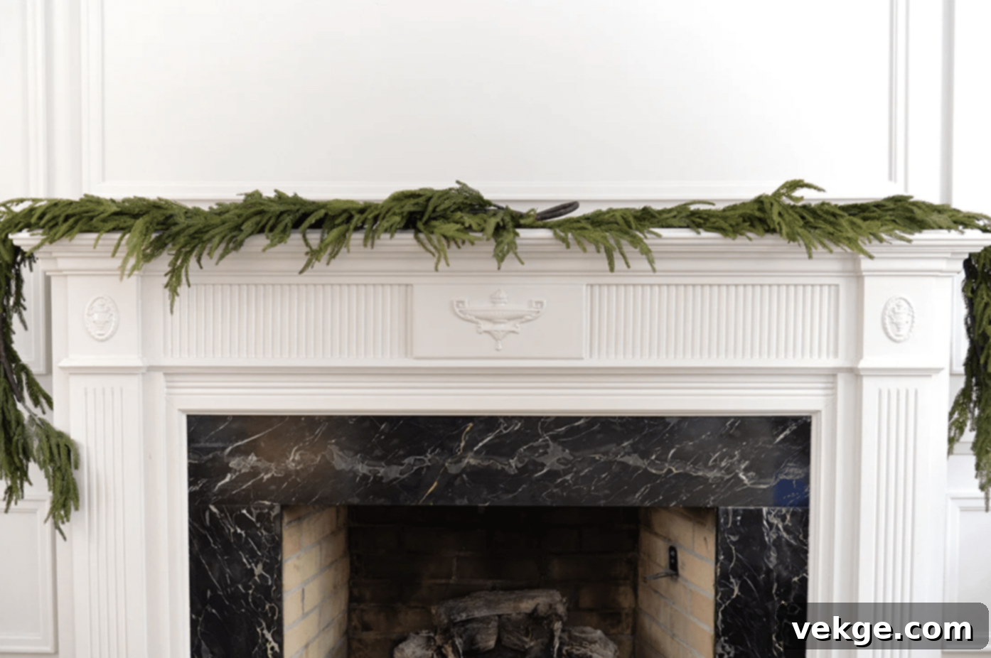 Step_4_Measure_the_Garland