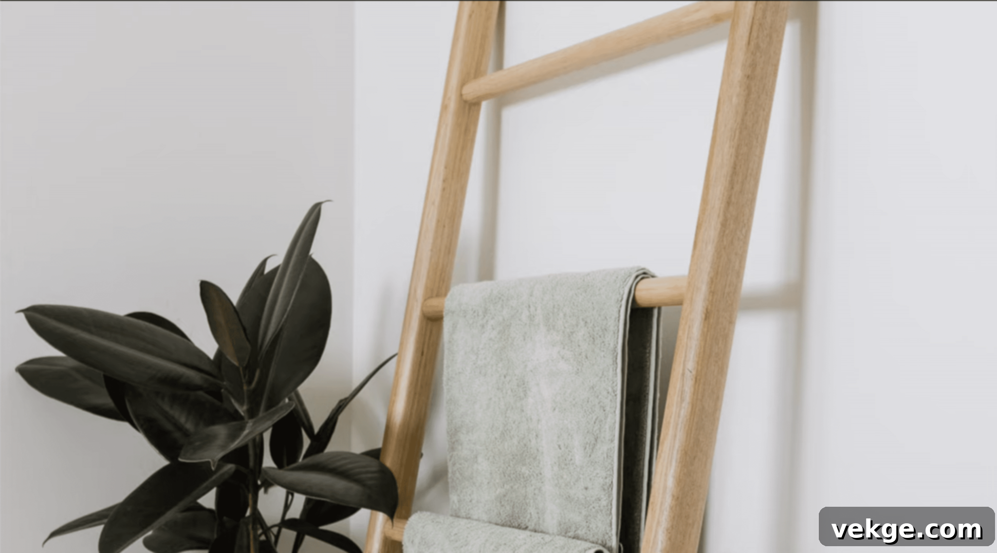 DIY_Towel_Ladder