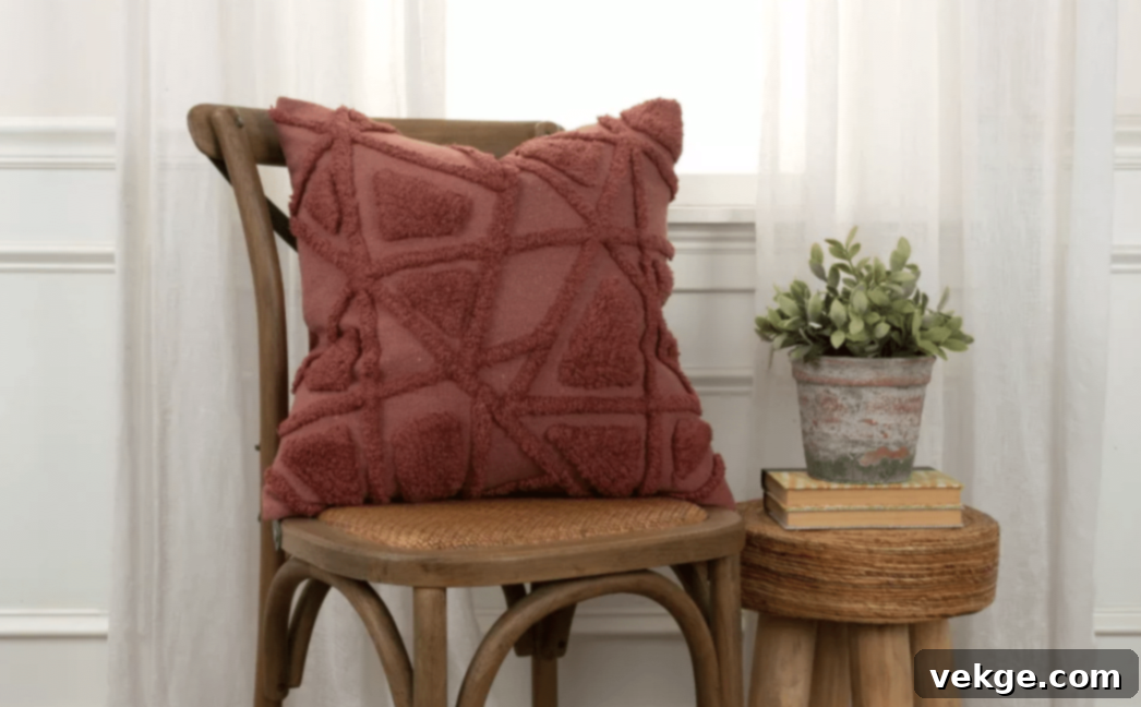 Oversize_Geometric_Fur_Square_Throw_Pillow_Cover