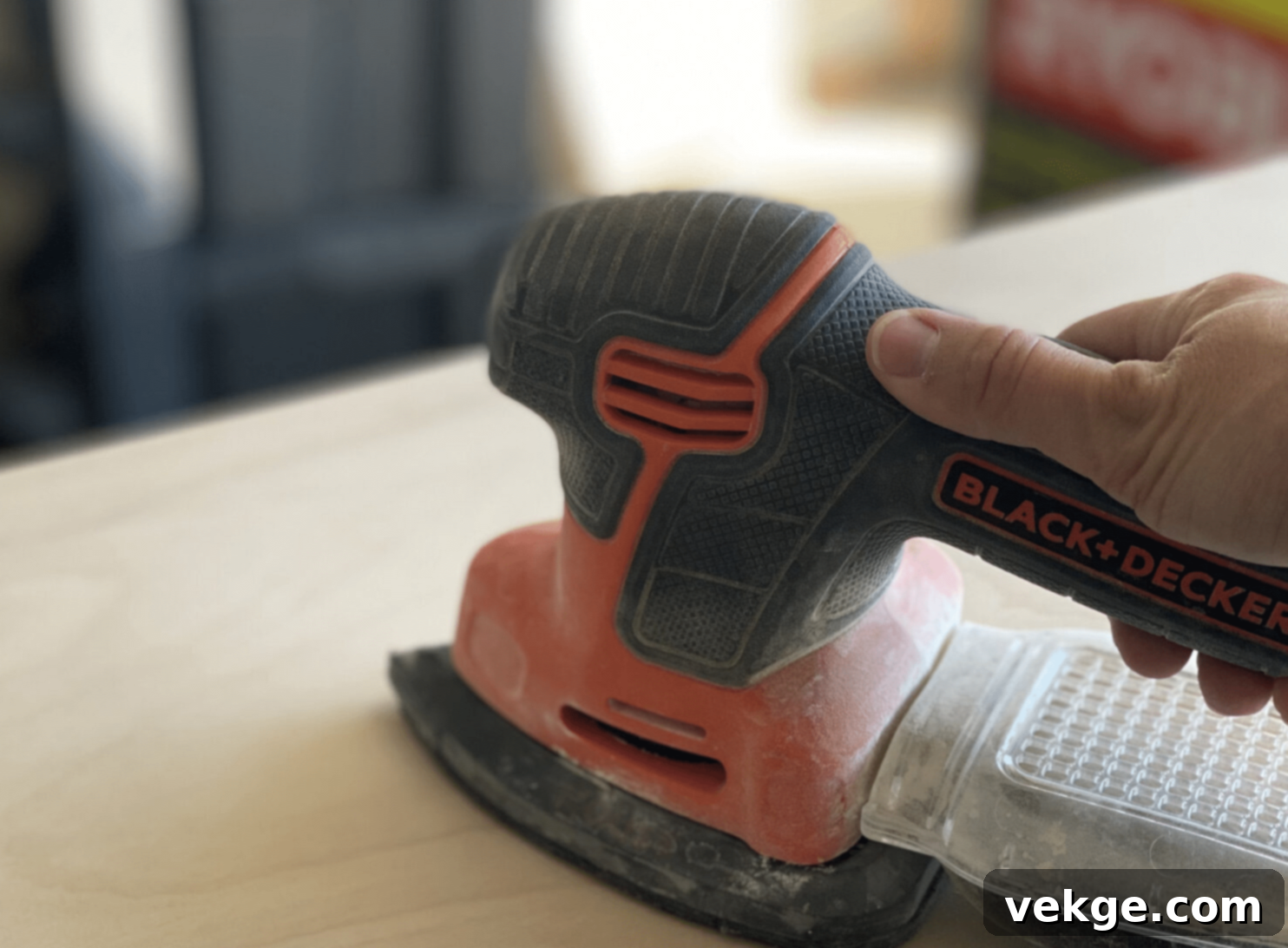 Step_5_Smooth_Out_the_Details_Filling__Sanding