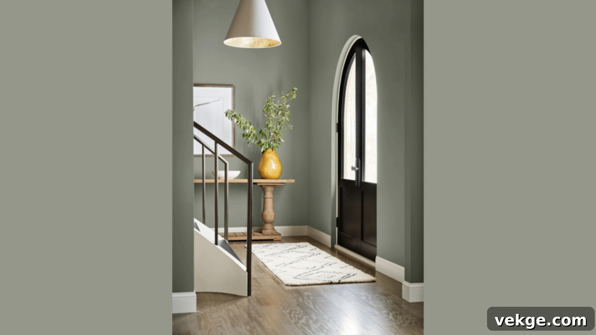Sherwin-Williams Evergreen Fog SW 9130 in a mudroom