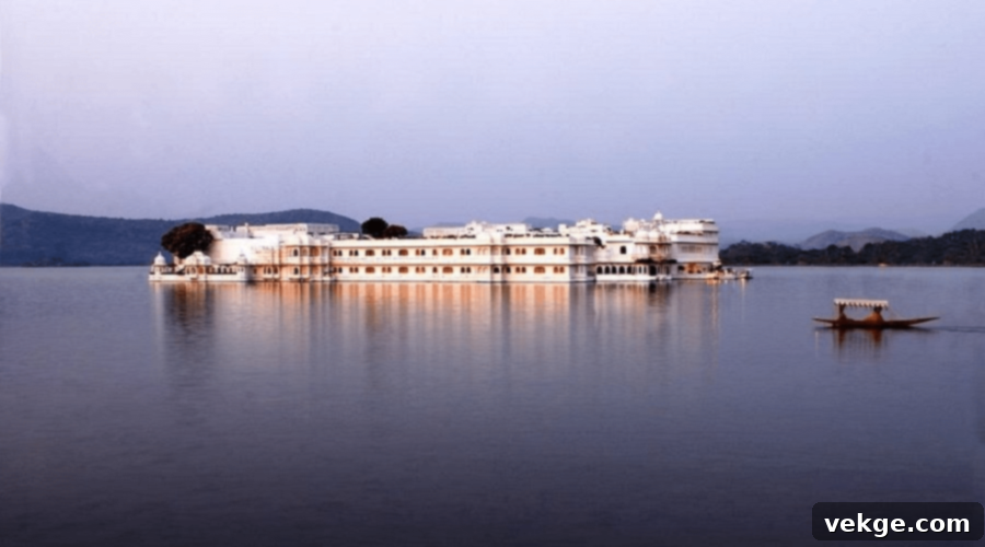 Taj_Lake_Palace_India