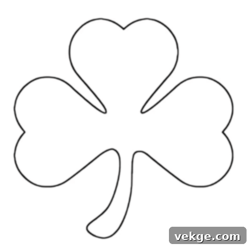 Large Classic Three-Leaf Shamrock Template