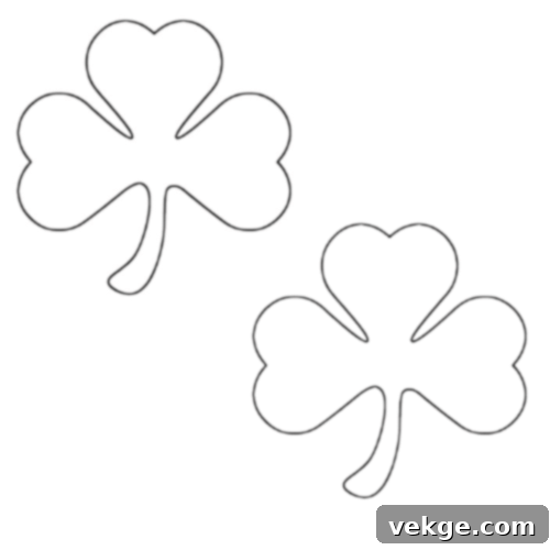 Medium Classic Three-Leaf Shamrock Template
