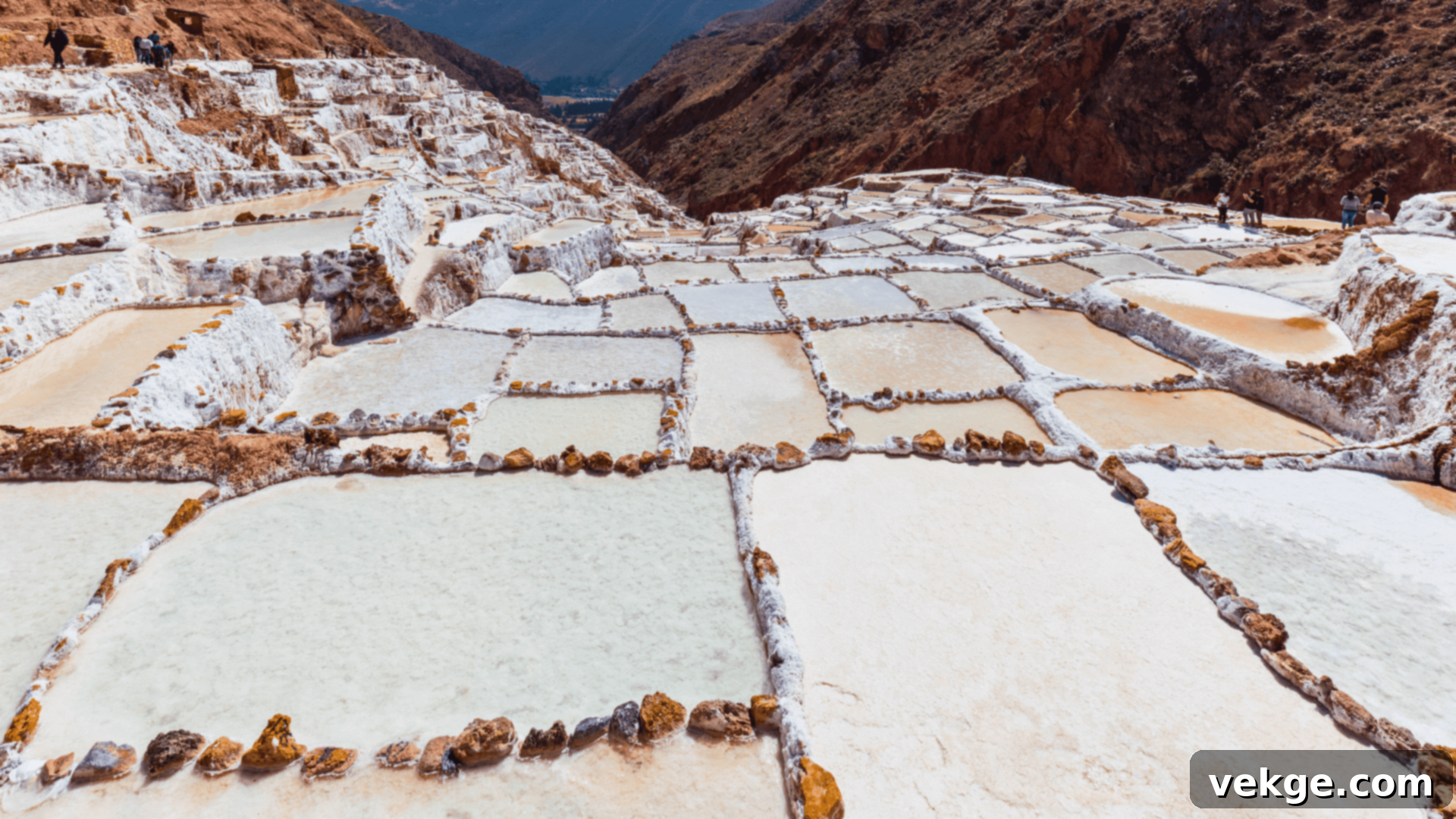 Maras_Salt_Mines