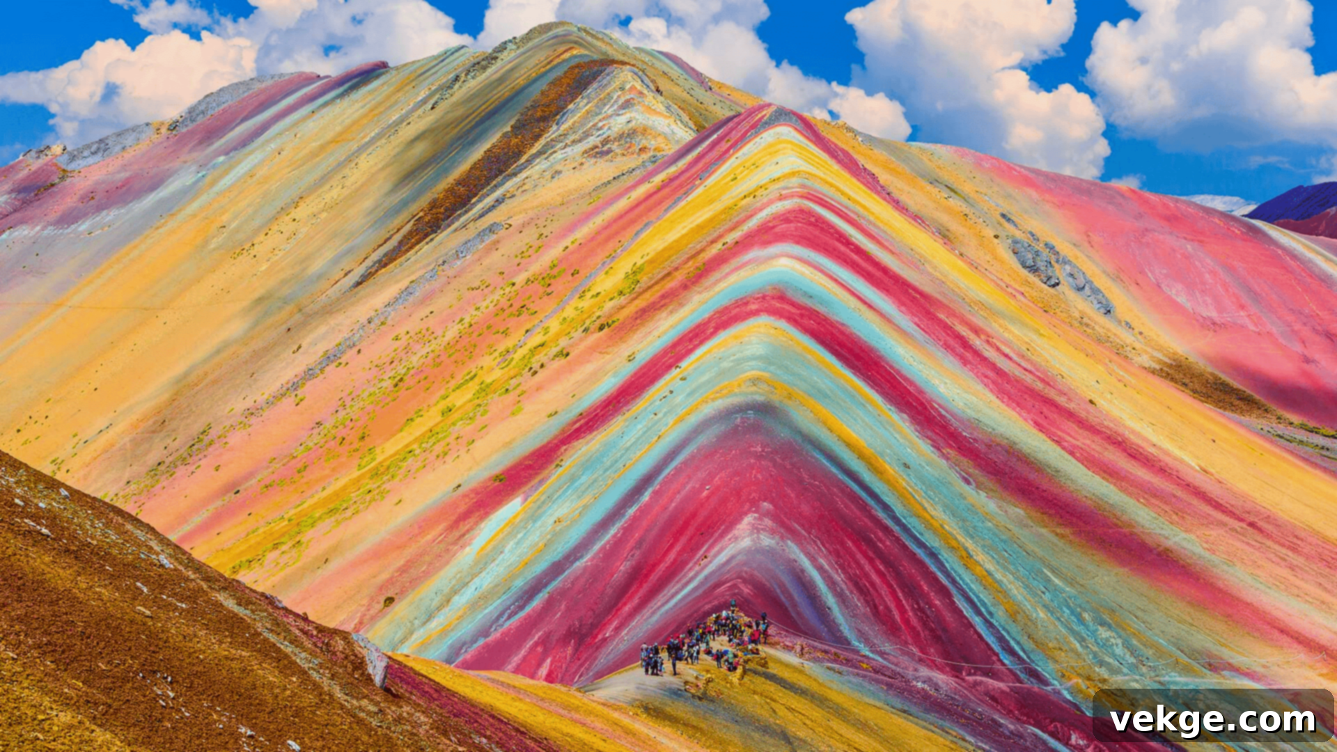 Vinicunca_Rainbow_Mountain