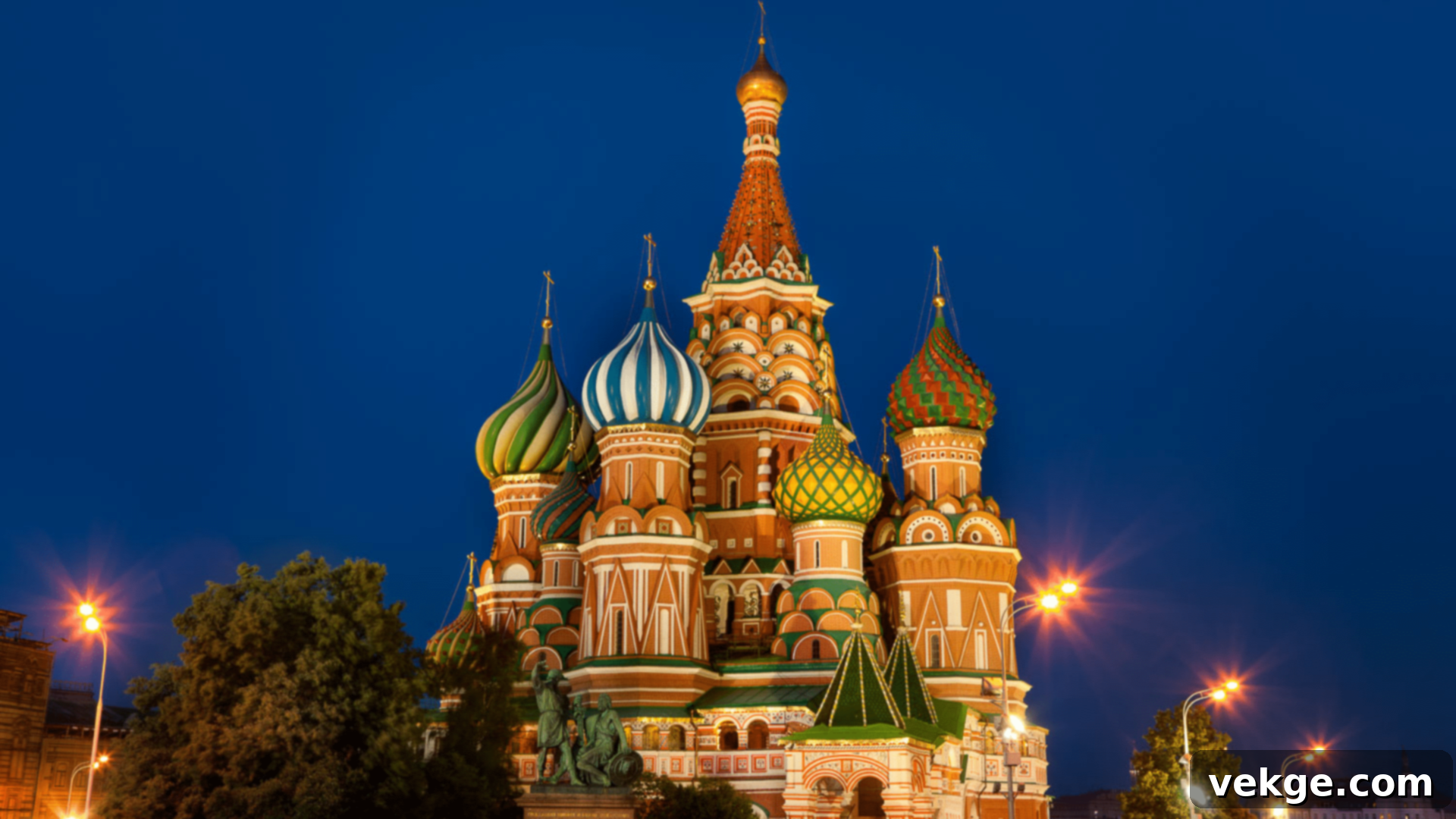 St_Basils_Cathedral_-_Moscows_Colorful_Landmark
