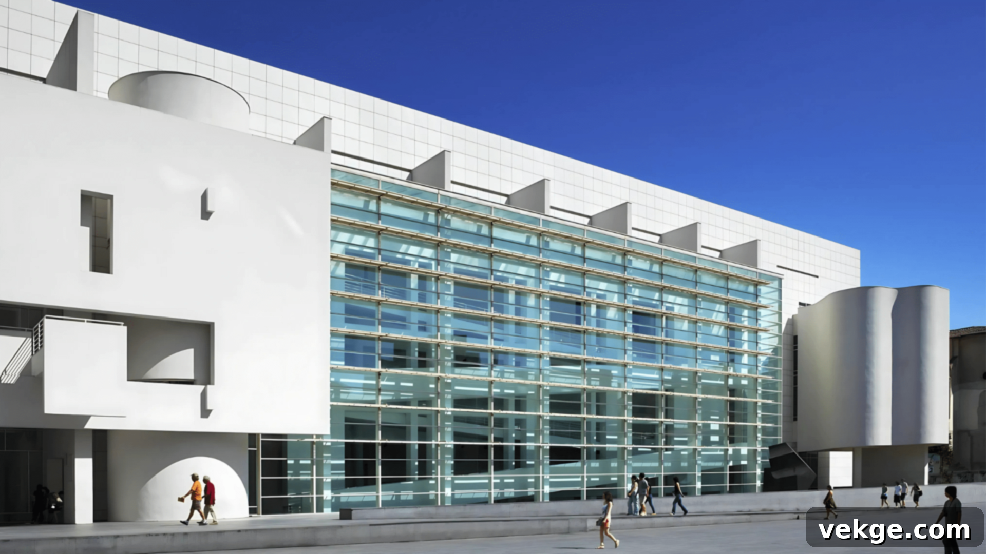 The modern, white facade of the New Museum of Contemporary Art (MACBA) in Barcelona.