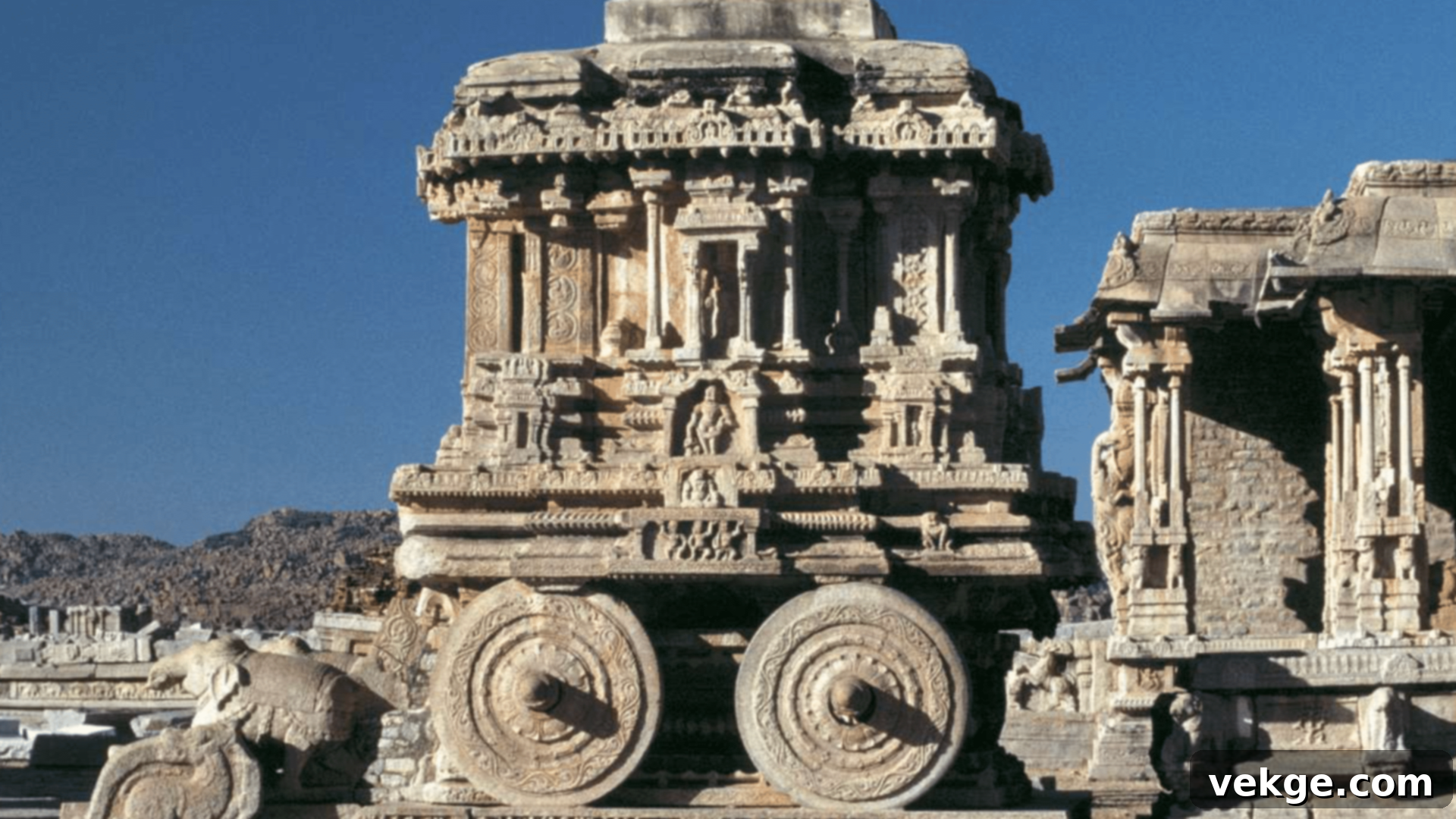 Vittala Temple Hampi, Stone Chariot and Musical Pillars