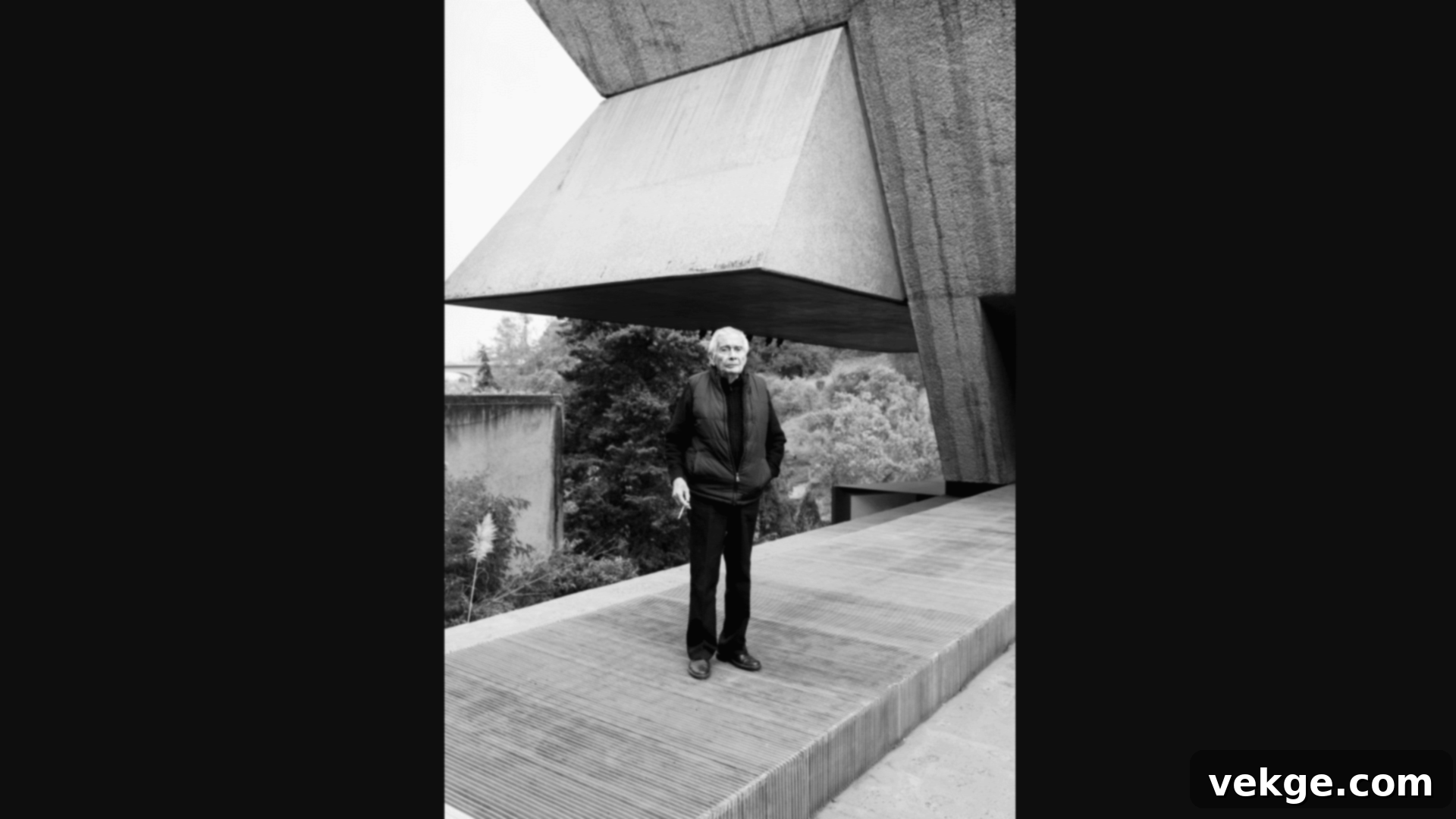 Agustín Hernández, architect blending pre-Hispanic and futuristic designs