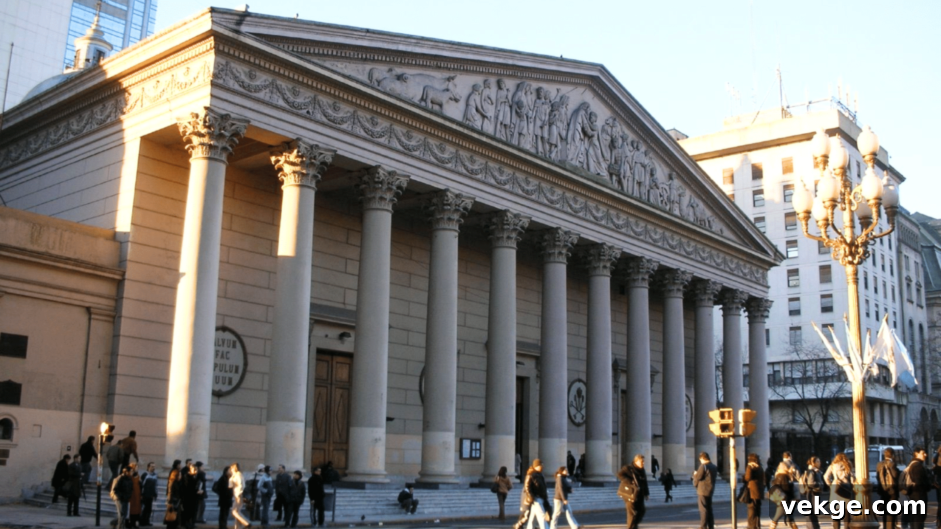 Buenos_Aires_Metropolitan_Cathedral