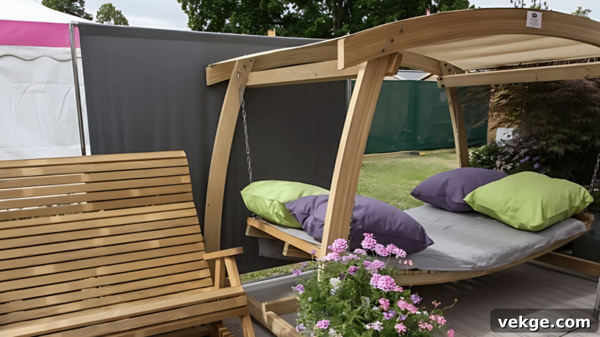Outdoor Daybed for Ultimate Relaxation