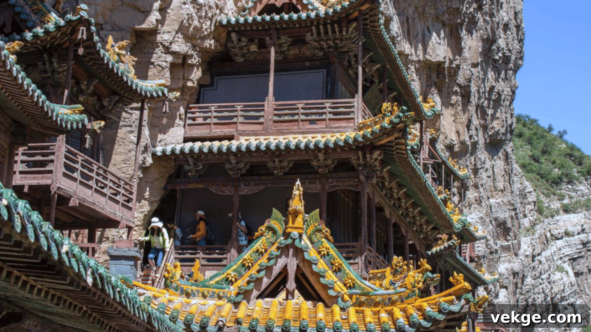 Hanging_Monastery_of_Xuan_Kong_Si