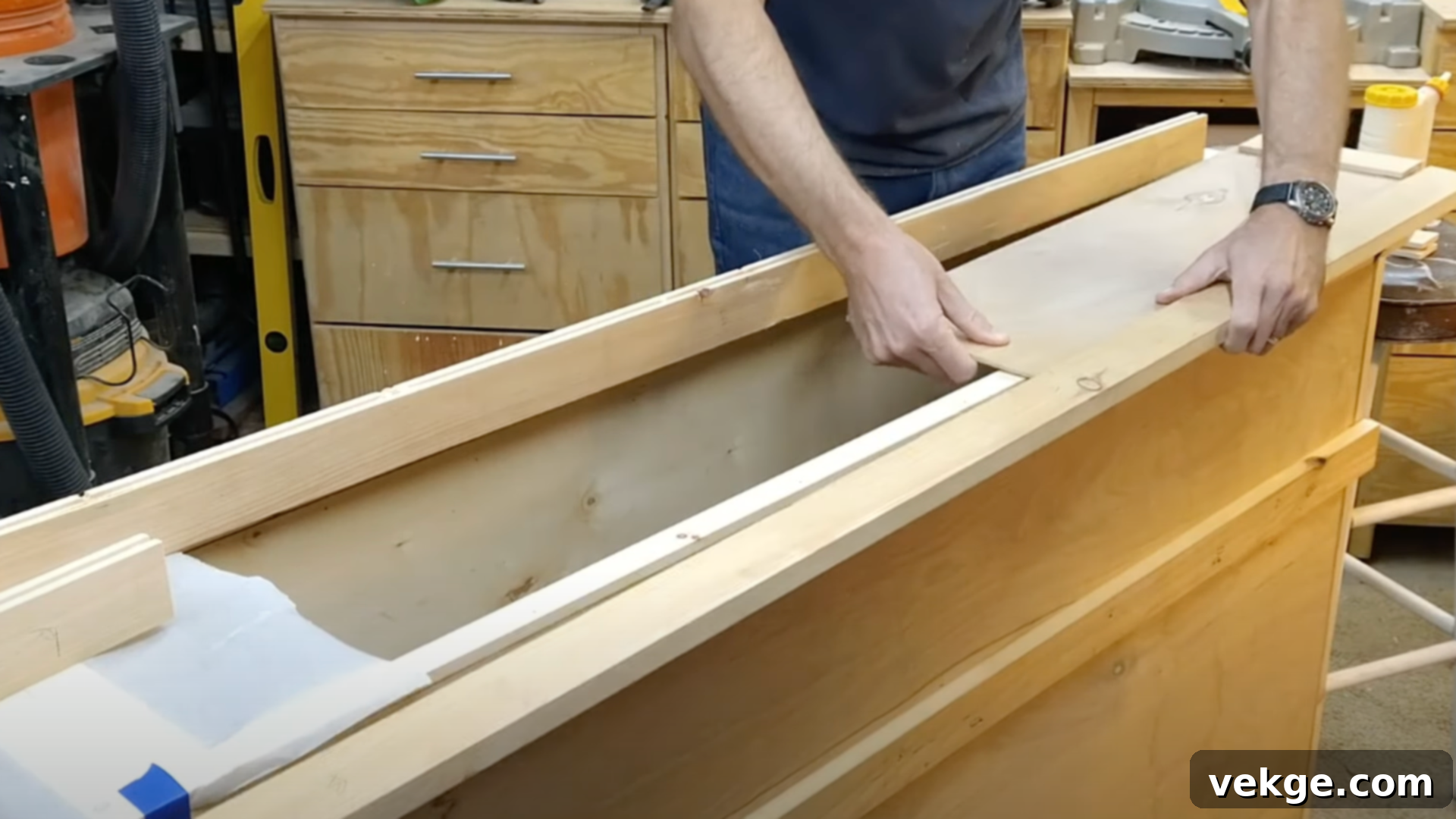 Constructing the top lid for the DIY TV lift cabinet