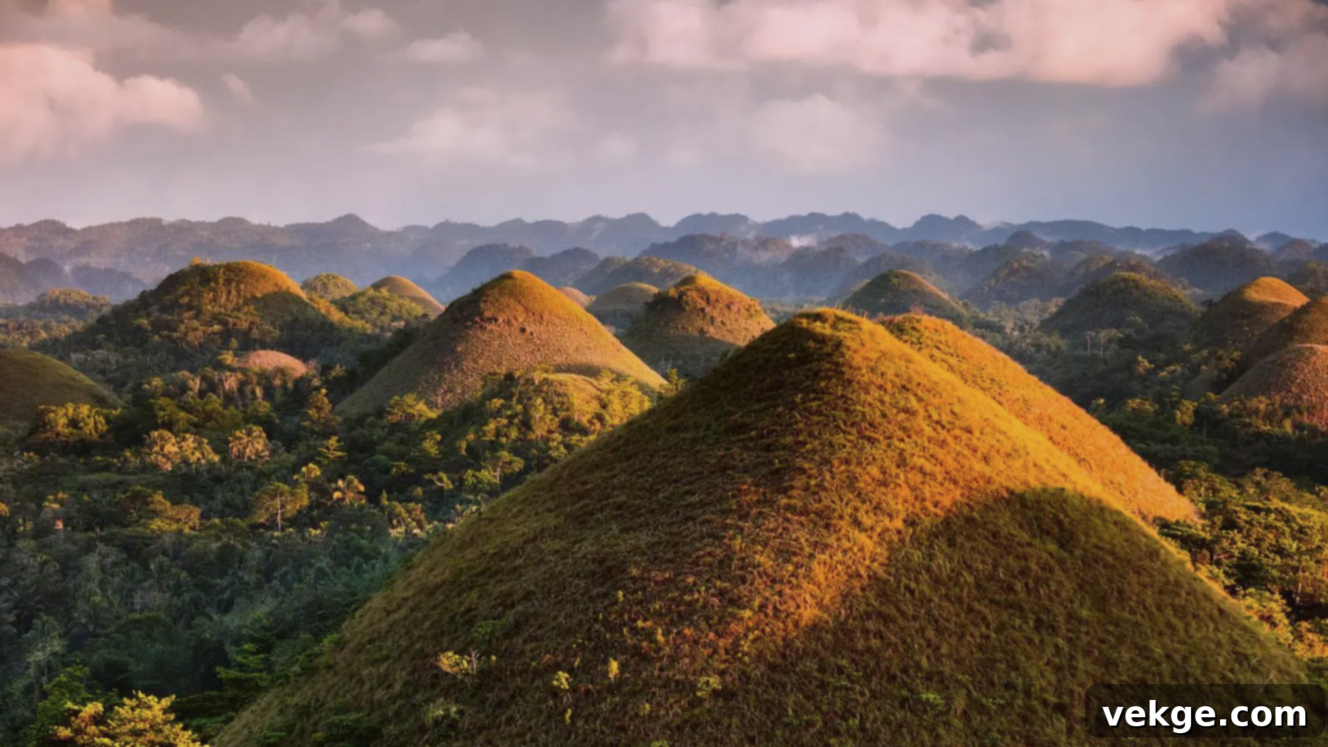 Chocolate_Hills_Philippines