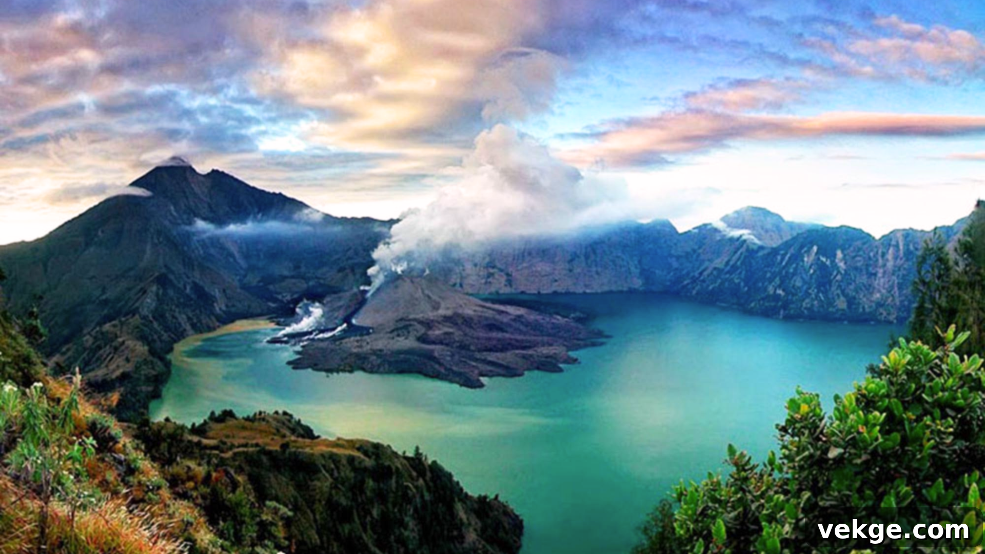 Mount_Rinjani_Indonesia