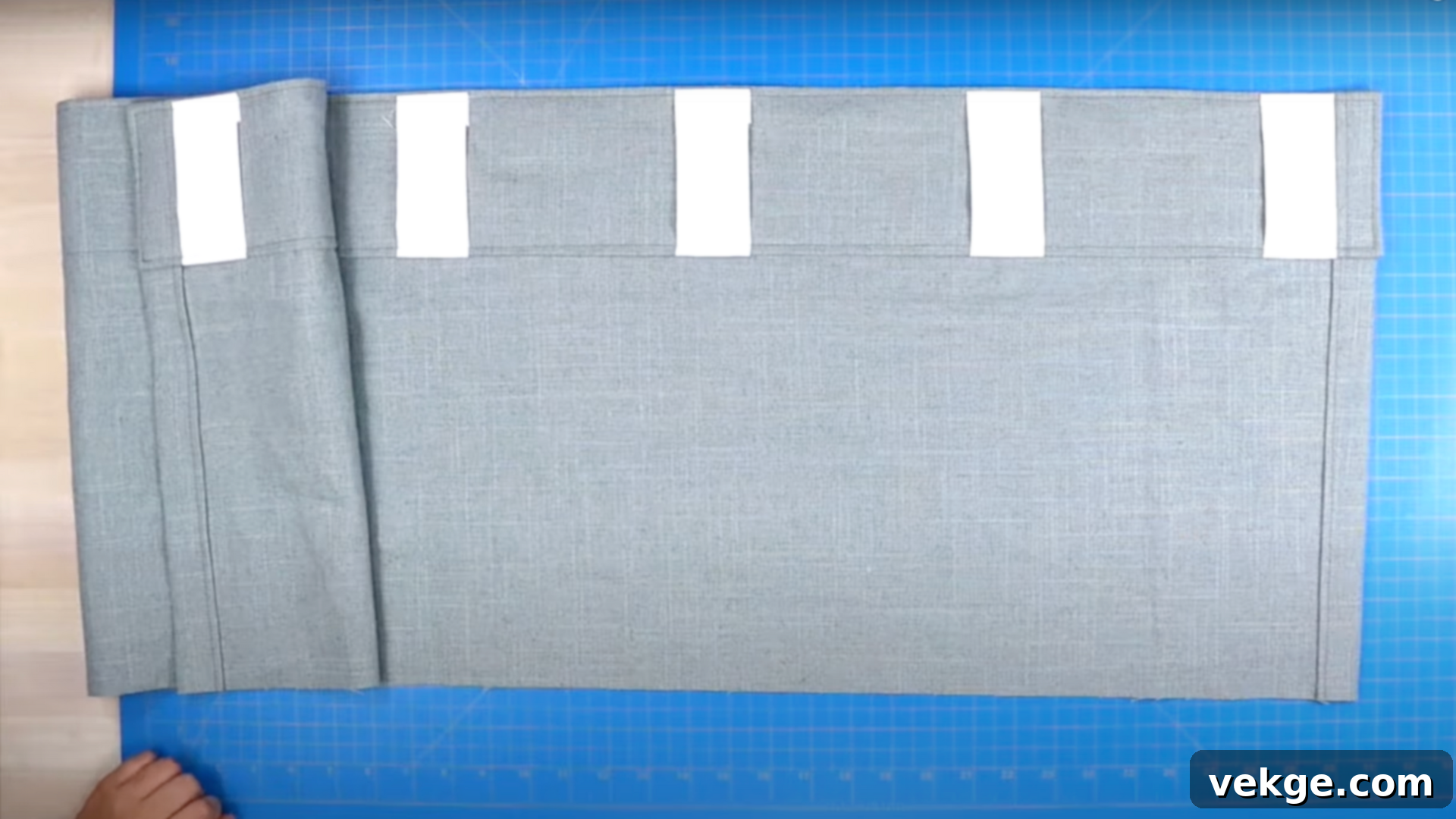Style_2_Back_Tab_Curtain