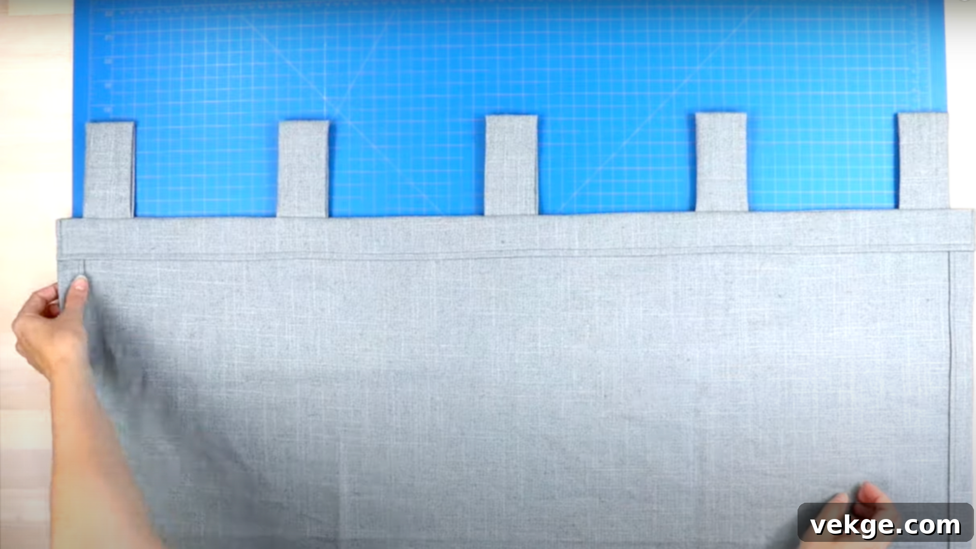 Style_3_Tab_Top_Curtain