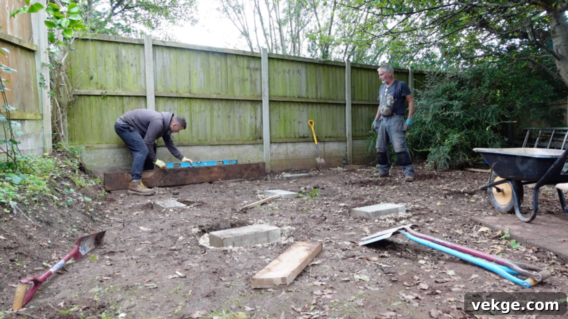 Step_4_Lay_and_Level_Concrete_Blocks