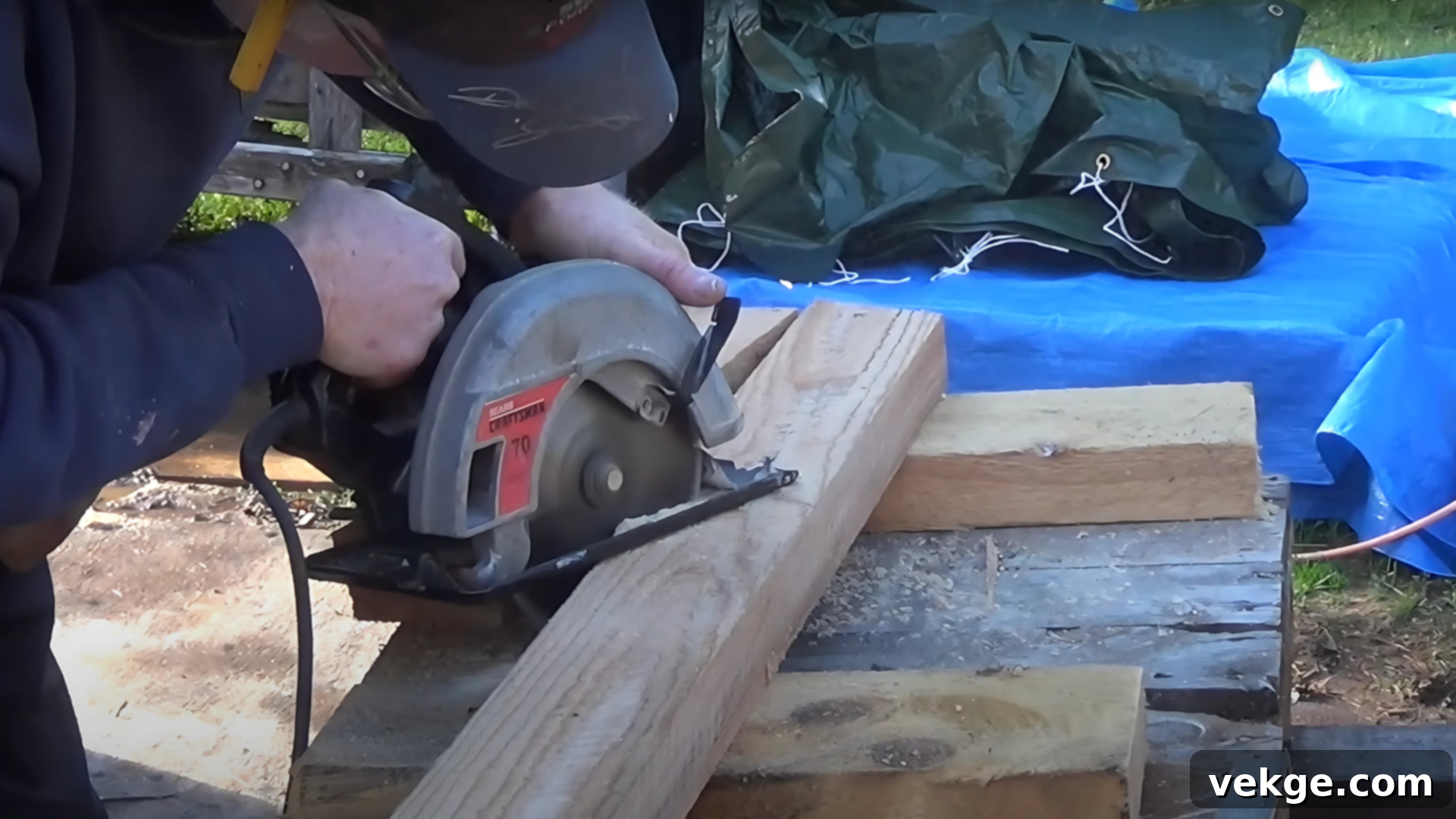 Step 4 Cut Out the Notch in the Rafter
