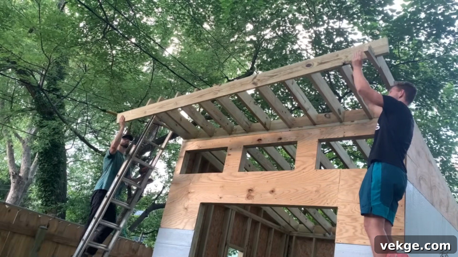 Step_5_Add_Fascia_and_Side_Rafters