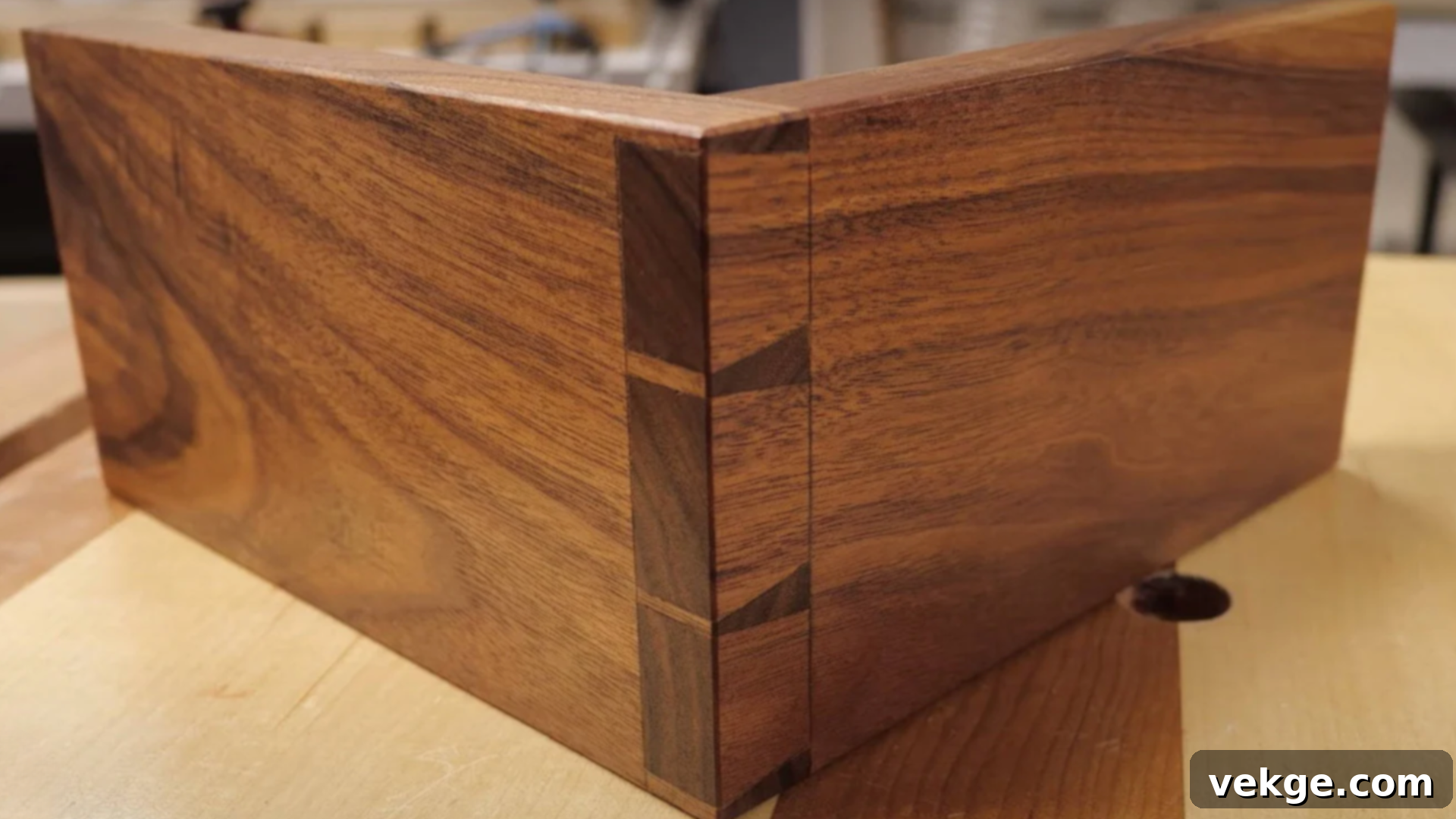 Dovetail Joint