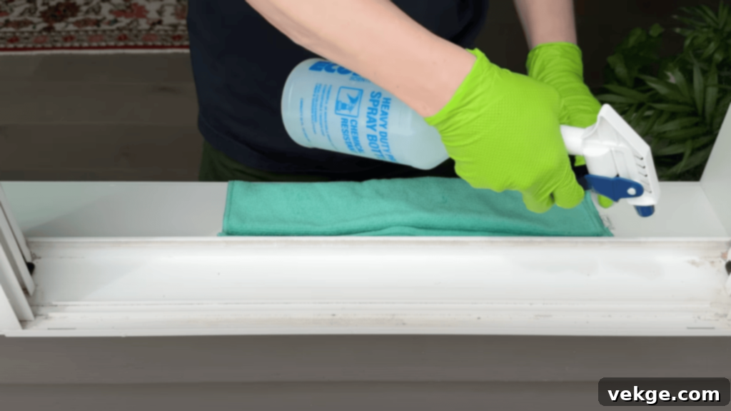 Spray and Scrub with the Right Cleaner
