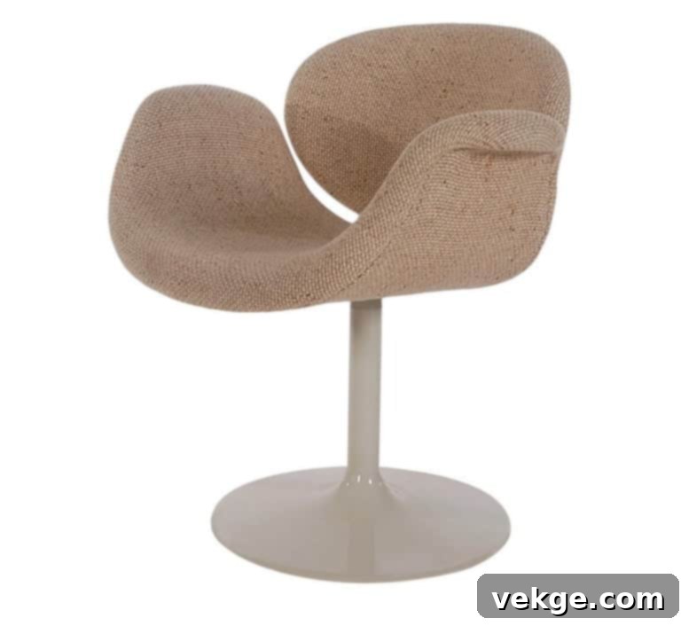  Tulip chair 