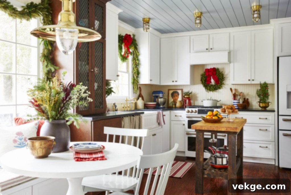 Choose ornaments for Christmas kitchen decor