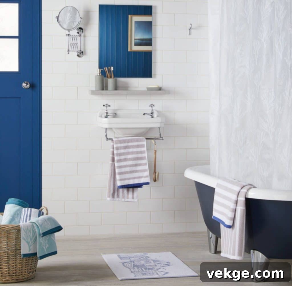 The Beach-Themed Bathroom