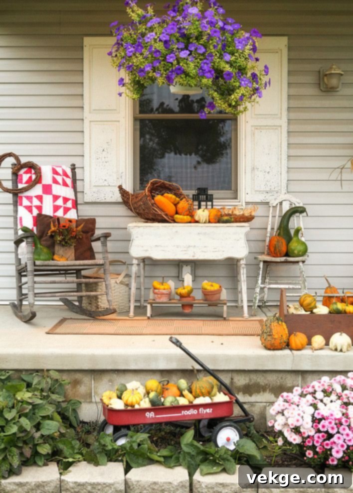 Wooden Table Fall Décor