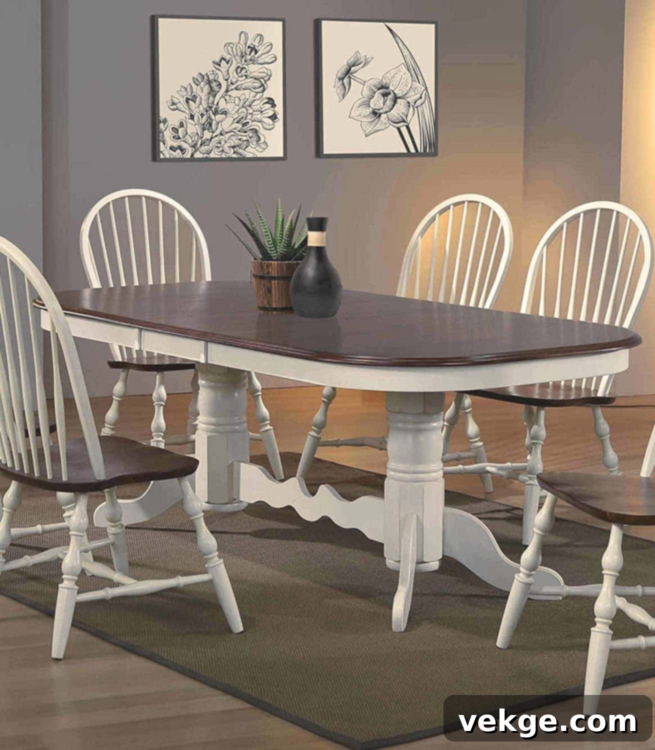 Versatile Oak and Rubber Wood Dining Table with Extension Leaves