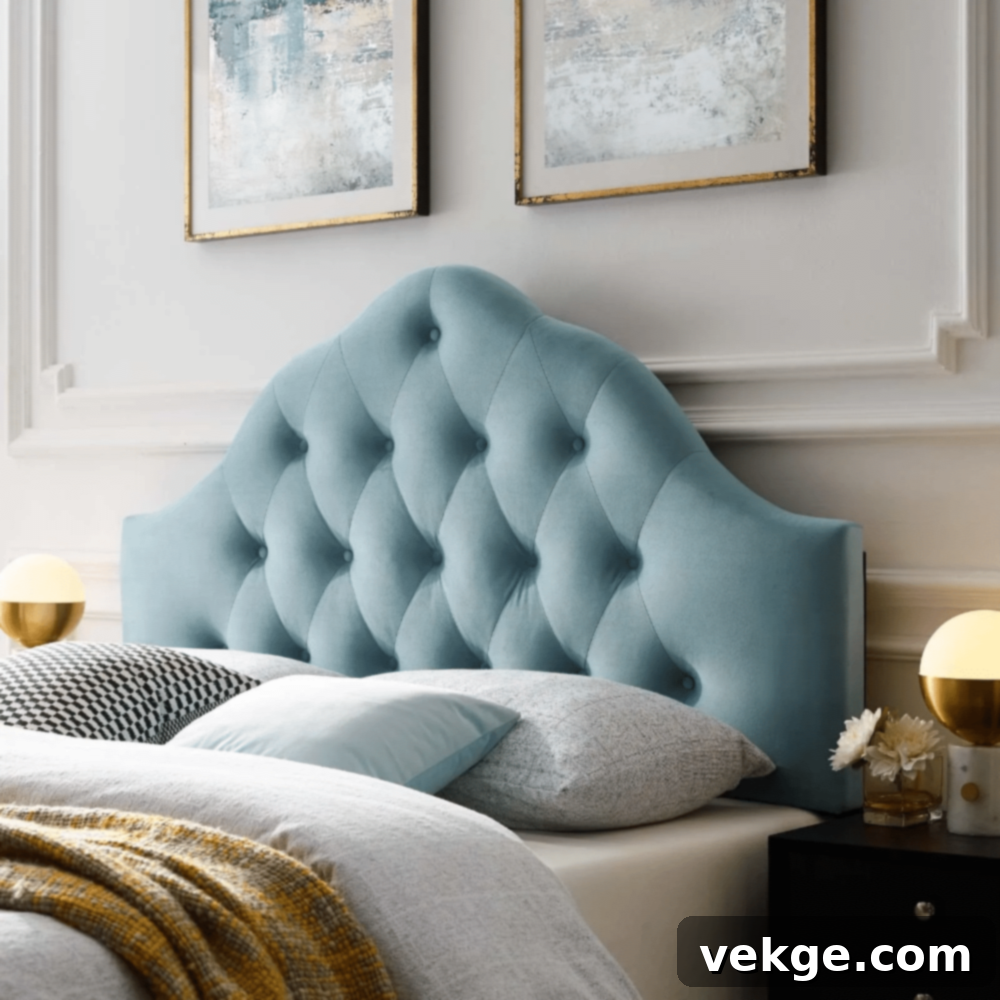 upholstered bed 