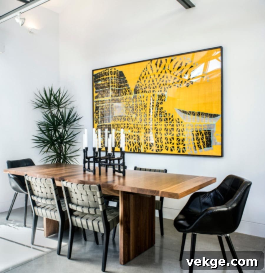 Risom Side Chair as an iconic modern dining chair