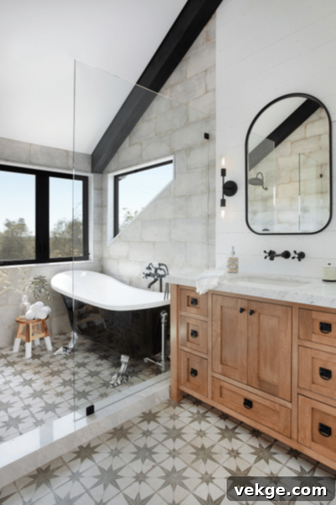 clawfoot tub